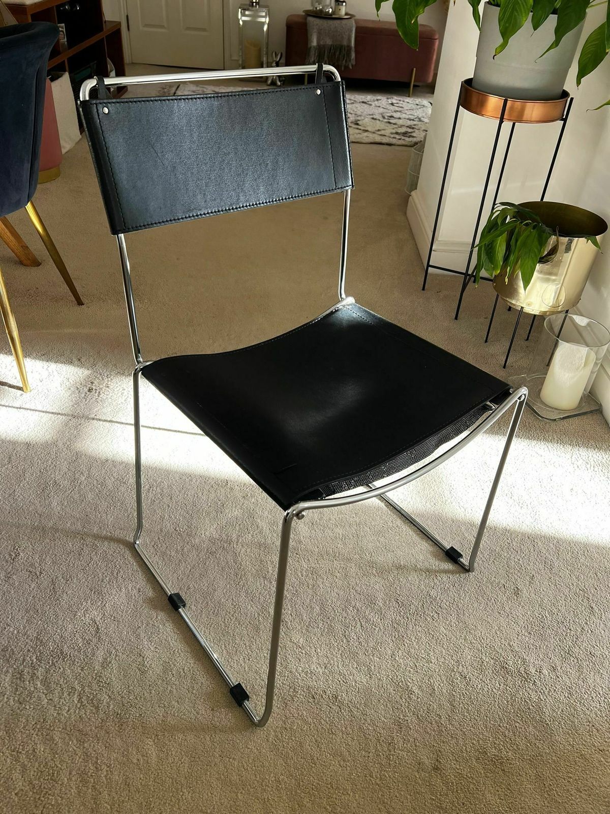 A Set Of 4 Italian Giandomenico Belotti Chairs In Black Leather   1980s photo furniture