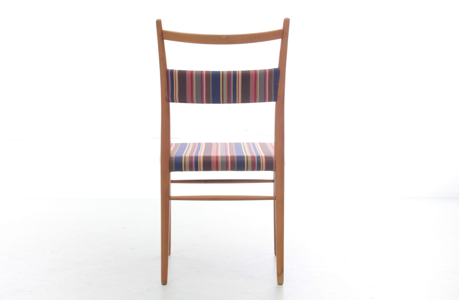 Mid Century Modern Scandinavian Set Of 4 Chairs By Yngve Ekström. photo vintage