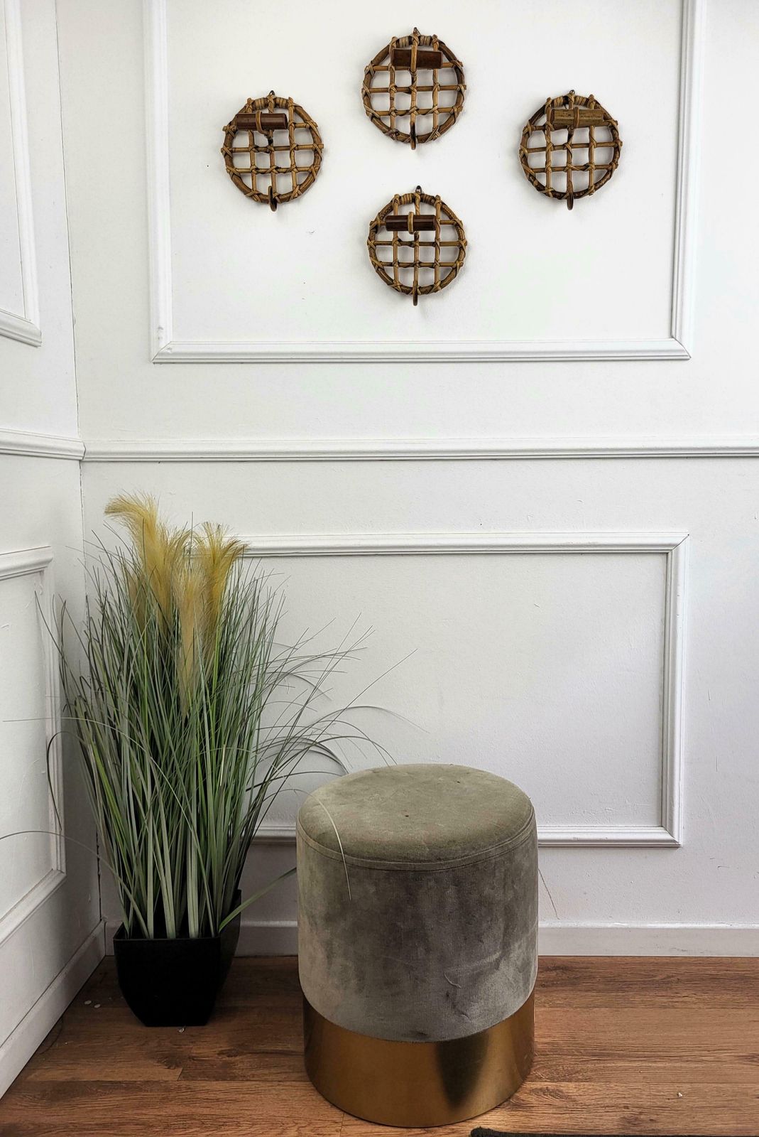 Set Of 4 1960s Italian Bamboo Rattan Bohemian French Riviera Wall Coat Hangers photo furniture