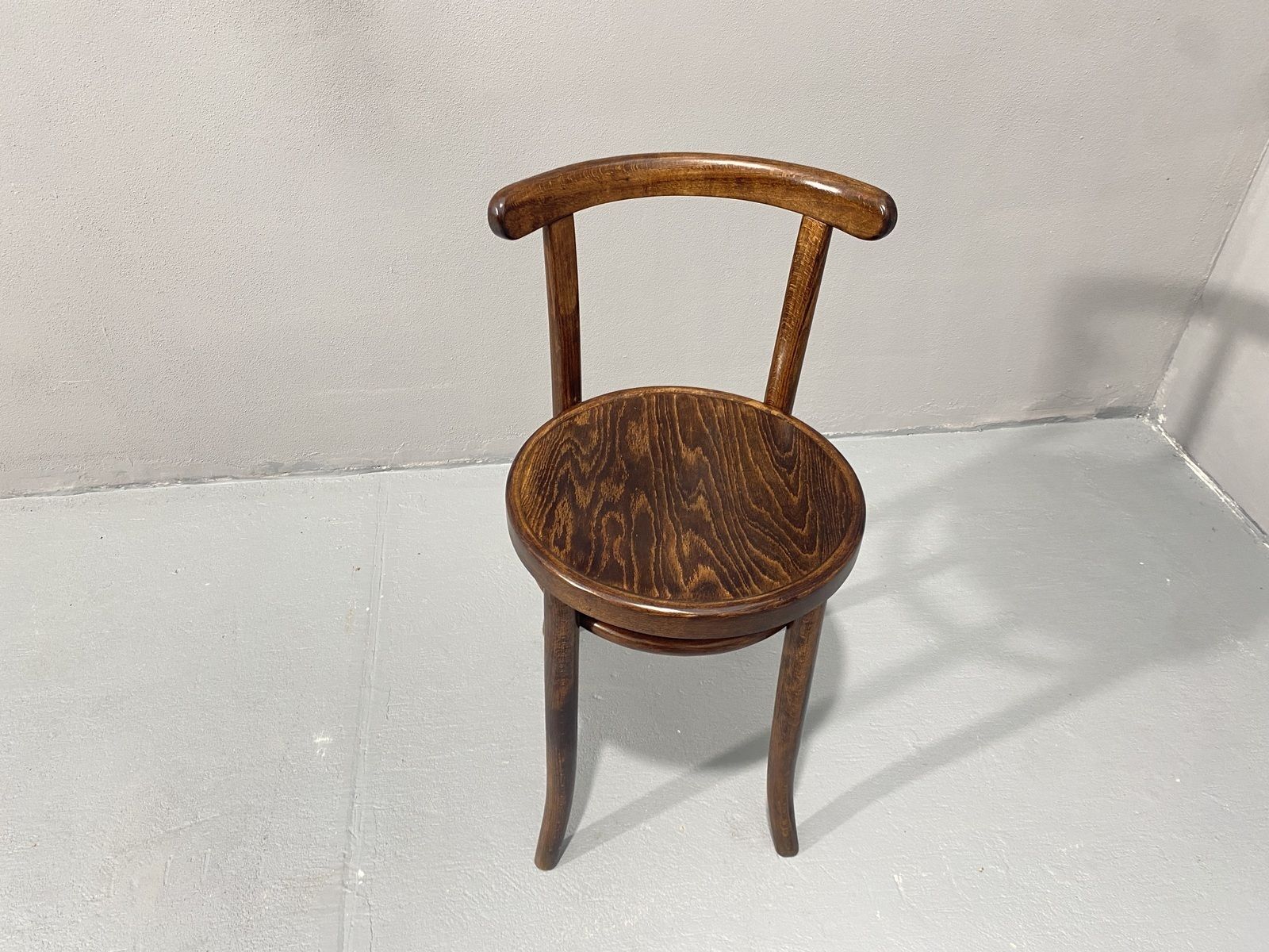 Fully Renovated Chair Thonet Mundus, Czechoslovakia, 1920´S photo for sale
