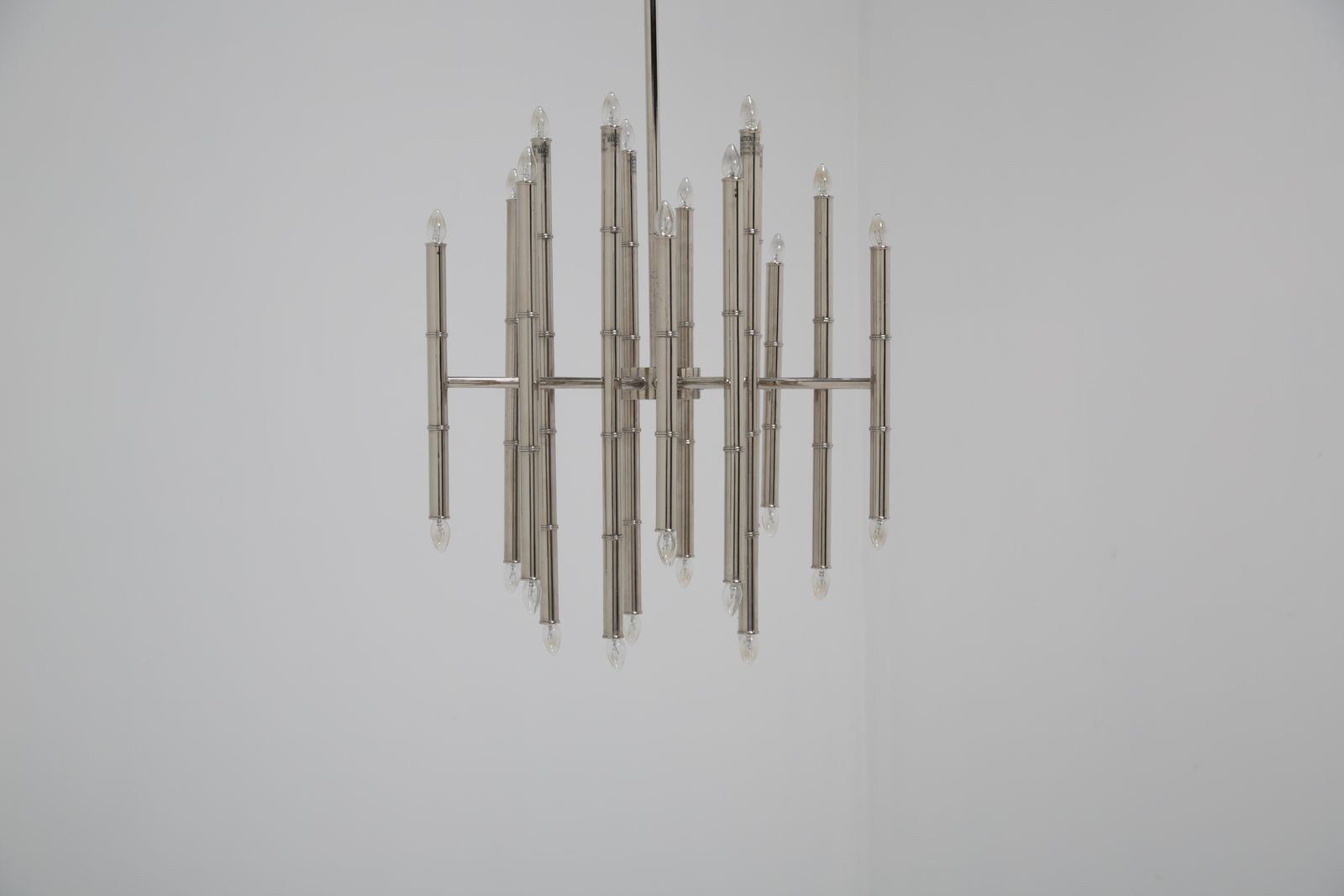 photo vinterior Contemporary Chrome Chandelier “Meurice” By Jonathan Adler, United Kingdom, 2000s.