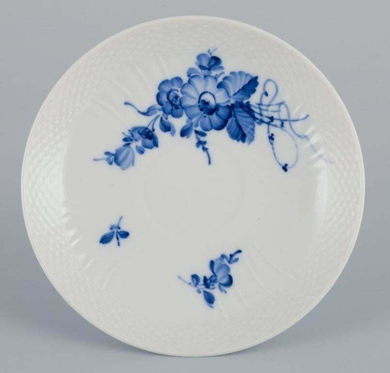 Royal Copenhagen Blue Flower Curved, Six Coffee Cups With Saucers. photo vinterior