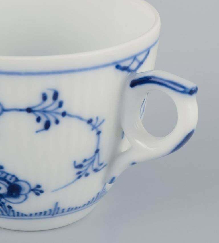 Royal Copenhagen Blue Fluted Plain. Five Coffee Cups With Saucers In Porcelain. photo 310.0