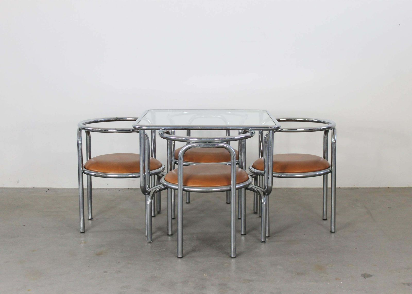 Gae Aulenti Locus Solus Dining Room Set In Steel And Leather By Poltronova 1970s photo for sale