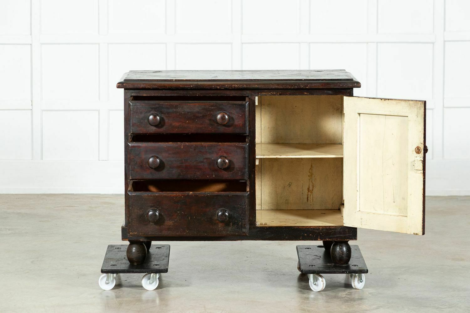 Furniture 19thc English Pine Dresser Base photo