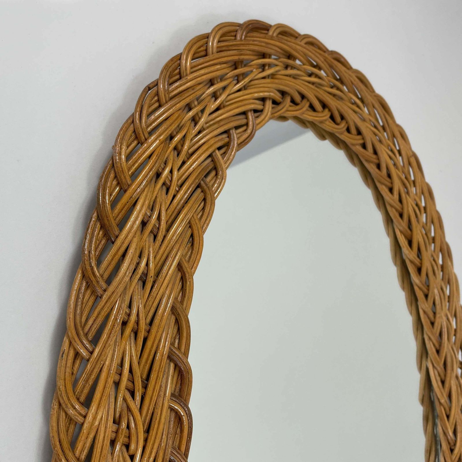 French Riviera Rattan Oval Wall Mirror, France 1960s photo vinterior