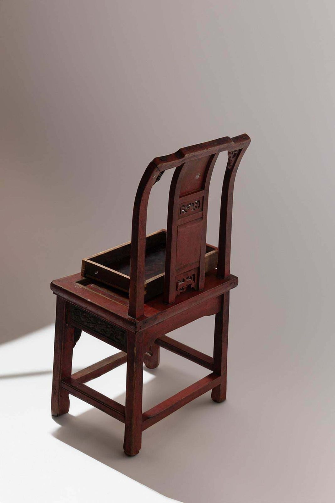 Traditional Qing Style Chair With Hidden Drawer photo vinterior