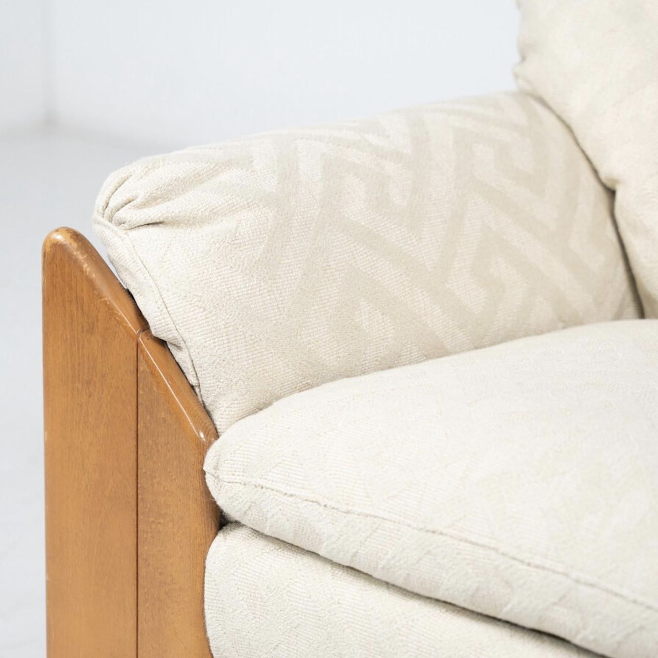 Pair Of Mid Century Modern Armchairs By Sapporo For Mobil Girgi photo furniture