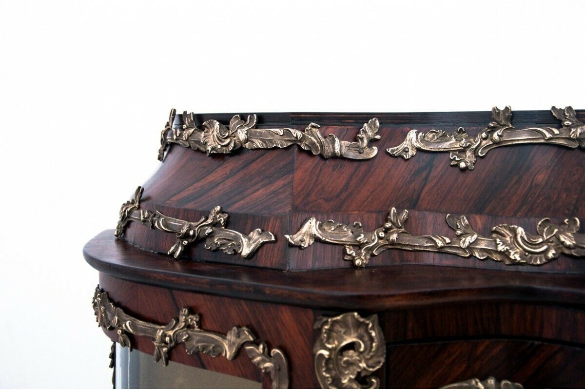 Aged Display Case, France, Circa 1830. After Renovation. photo 2835.0