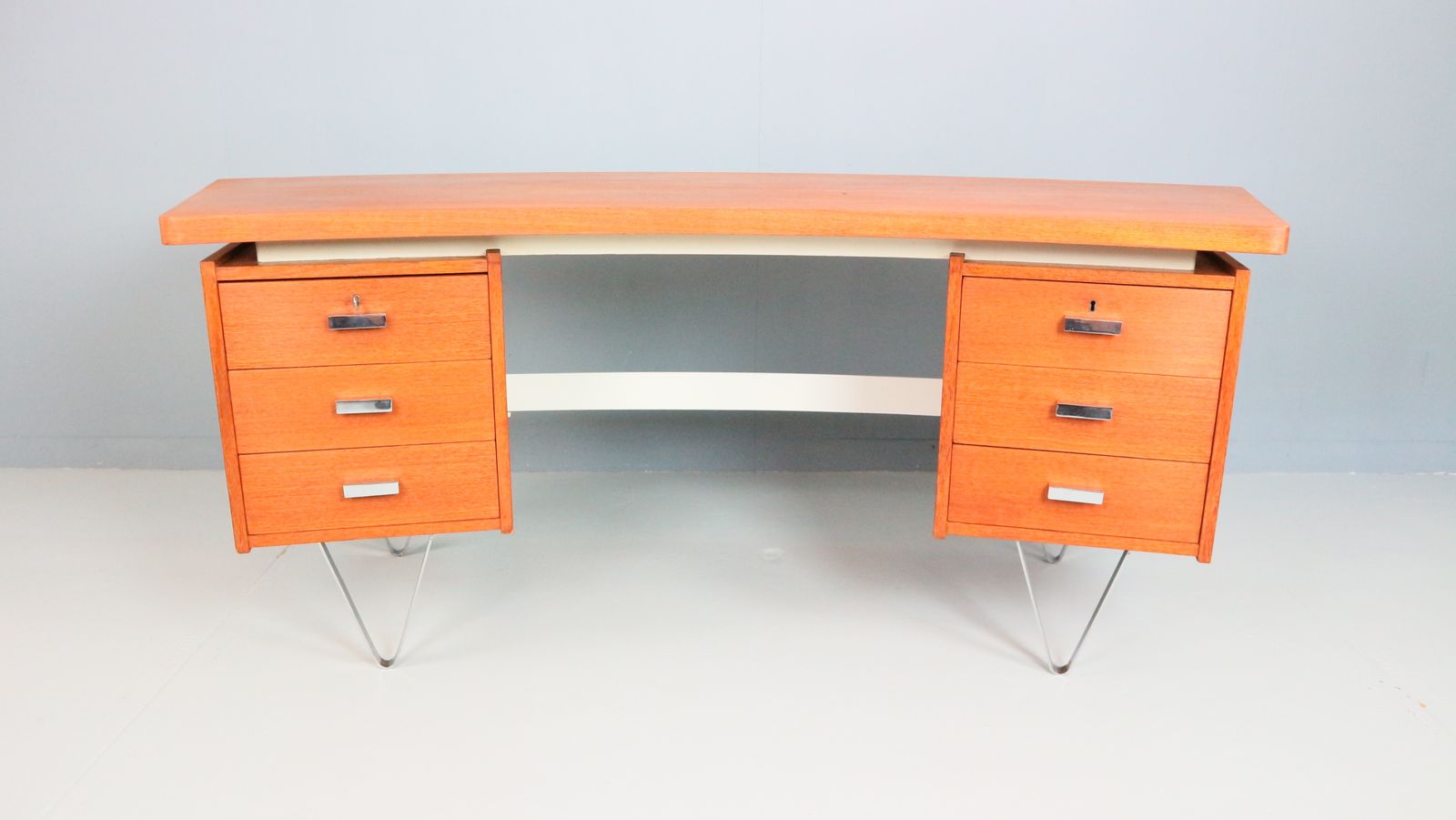 Cees Braakman Boomerang Desk With Triangle Legs For Pastoe, Dutch Design, 1950s photo vintage