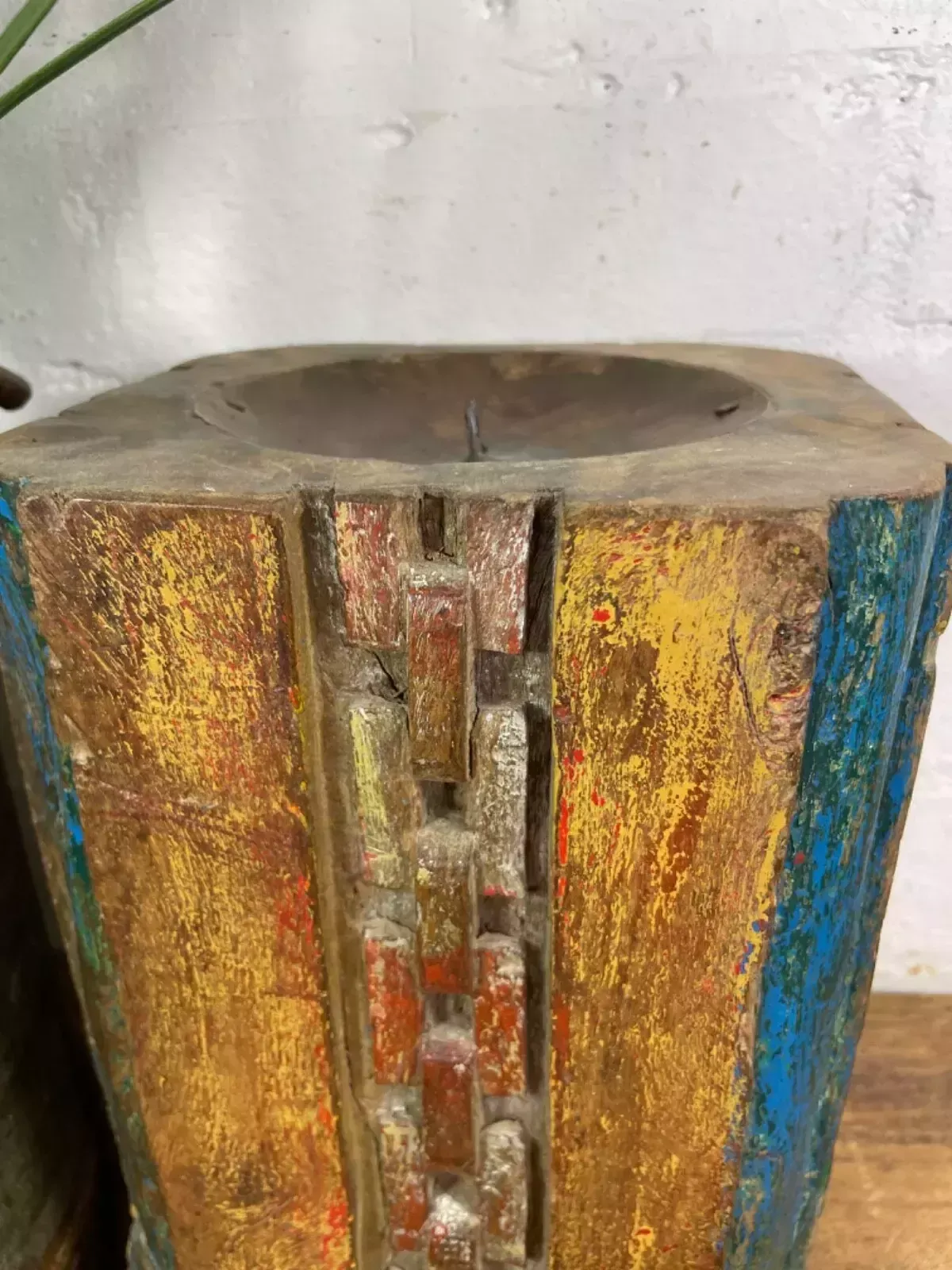 photo furniture Vintage Reclaimed Hand Carved Indian Wooden Pillar Base Candle Holder Plinth