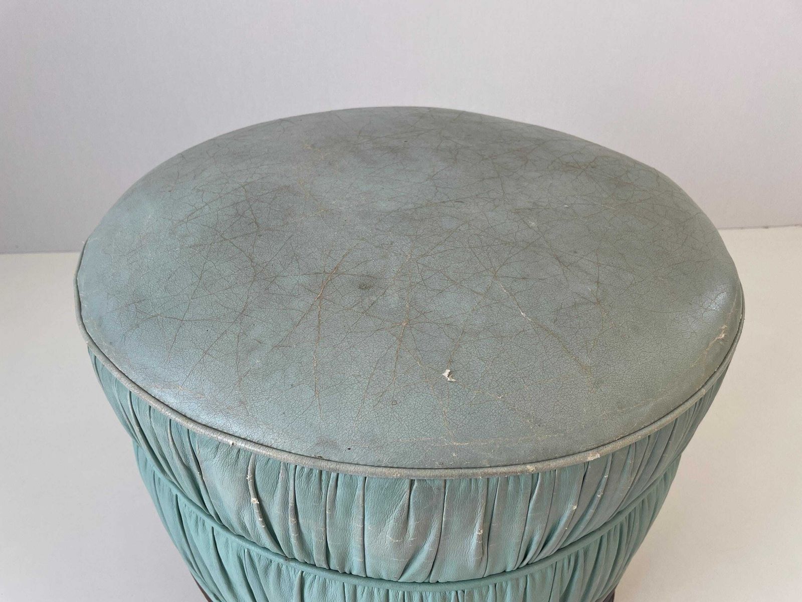 Italian Turkois Worn Leather Round Pouf With Wood Base, 1960s, Italy photo vinterior