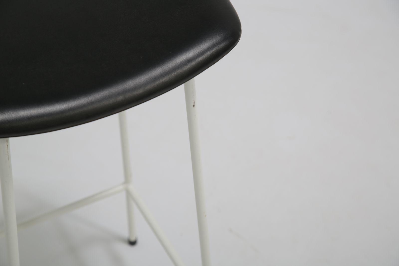 Vintage White Metal “Program” Bar Stools By Frank Guille, United Kingdom, 1950s. photo Furniture
