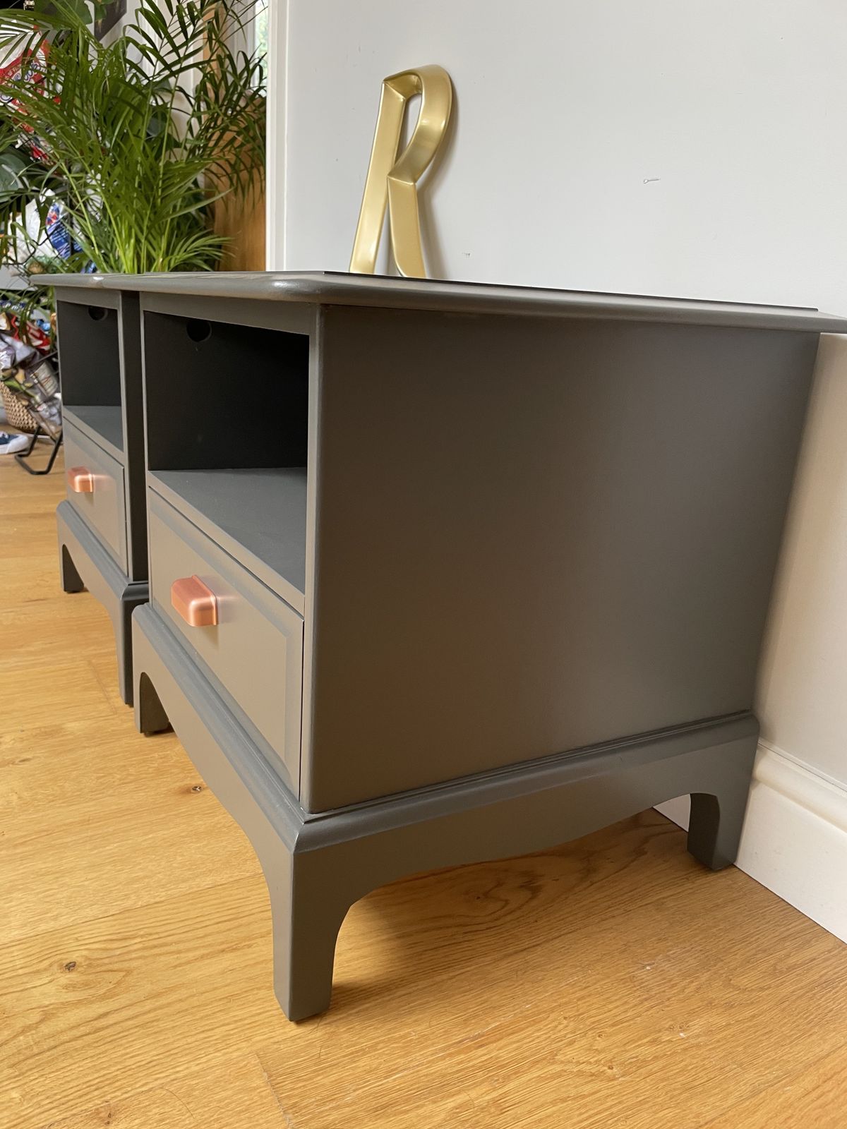 photo buy Stag Minstrel Bedside Pair (2) Painted Grey