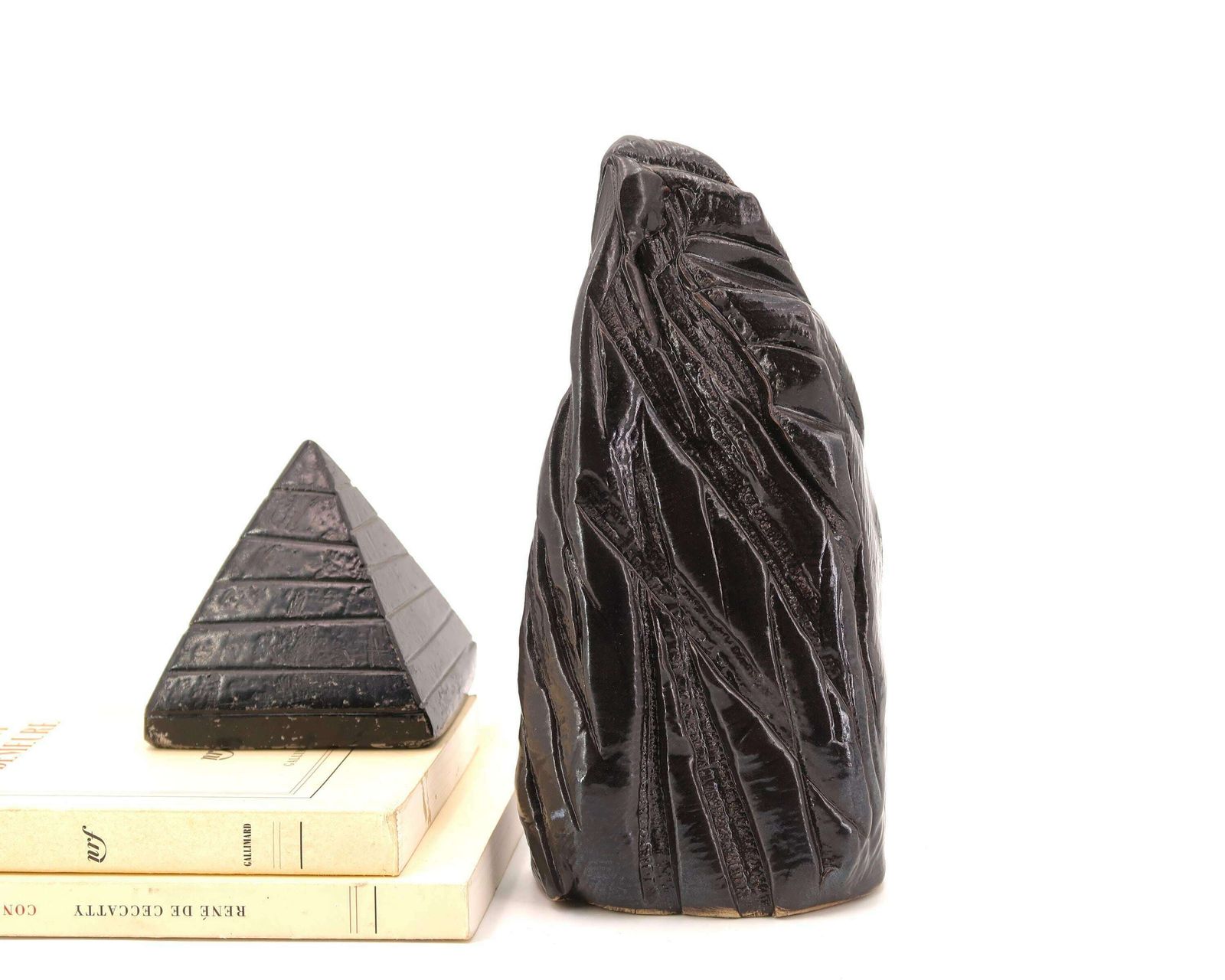 Minimalist Black Ceramic Sculpture " Cliff ", 1970s / Pebble, Abstract, Art, Paperweight