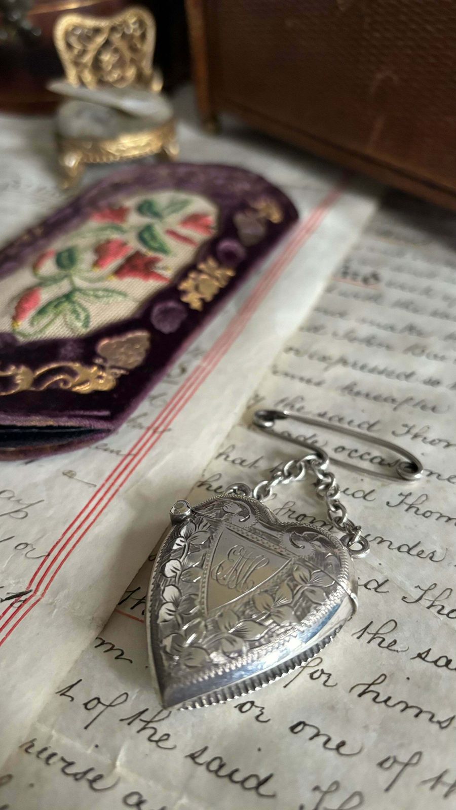 photo vinterior Antique French Embroidered Cigar / Spectacle Case