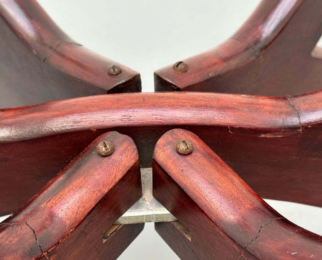 photo vintage 1960s Hong Kong Spider Leg Foldable Coffee Or Tea Service Side Or Coffee Table