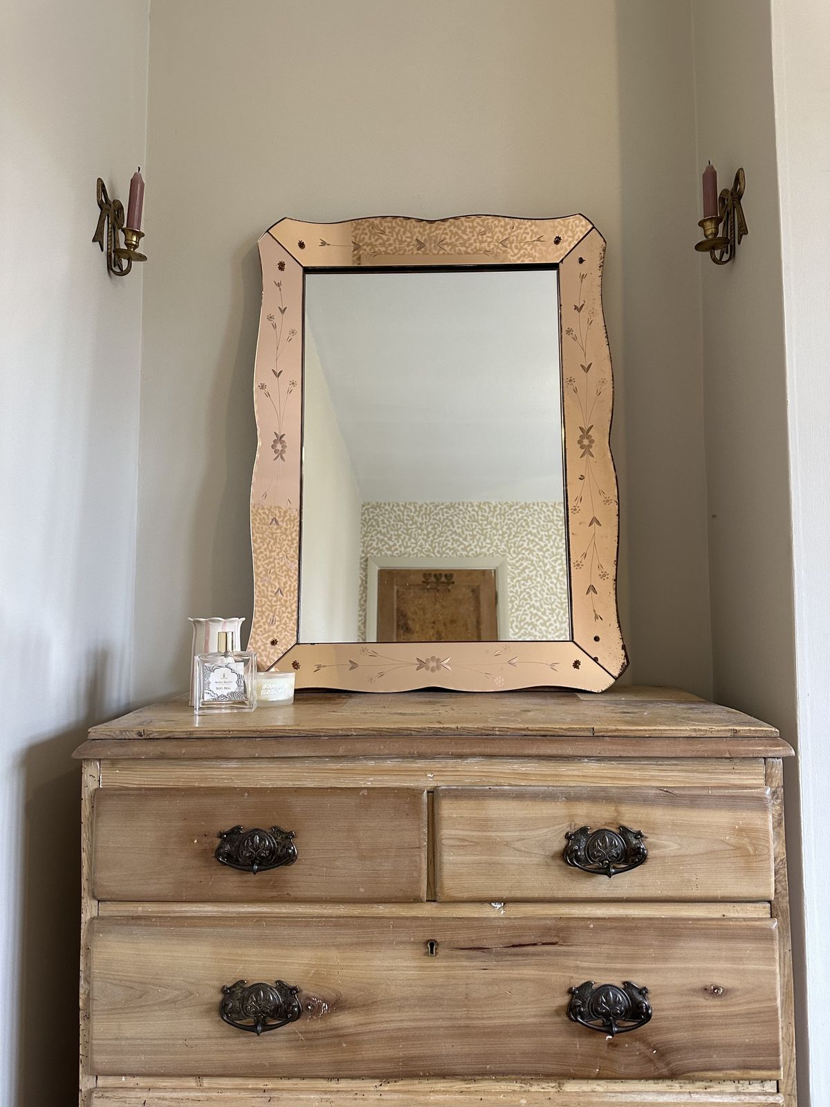 1950's Italian Pink Glass Bevelled Venetian Crystal Art Mirror photo furniture