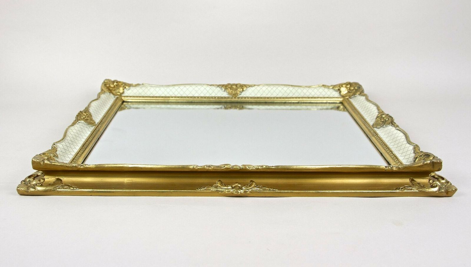photo furniture Gilt/ White Venetian Rococo Style Wall Mirror, Mid Century   It Ca. 1950