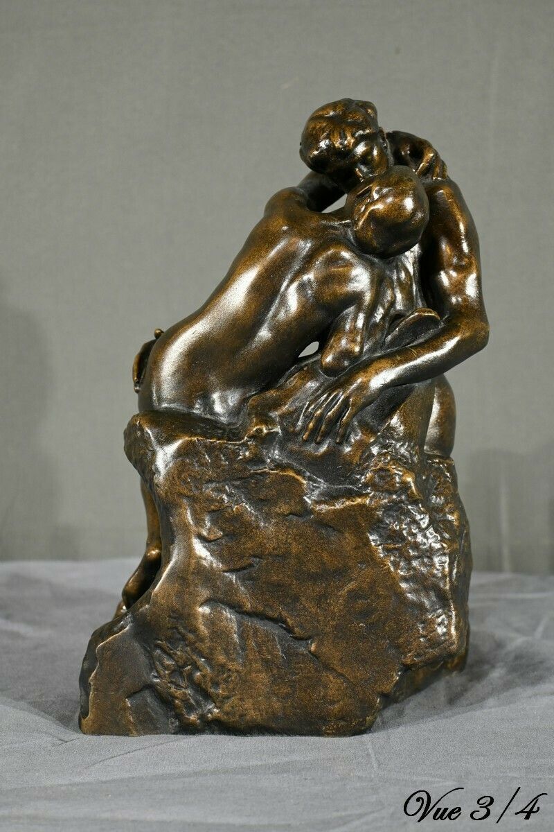 photo vintage Resin Sculpture “The Kiss” After A. Rodin – 2nd Part 20th Century