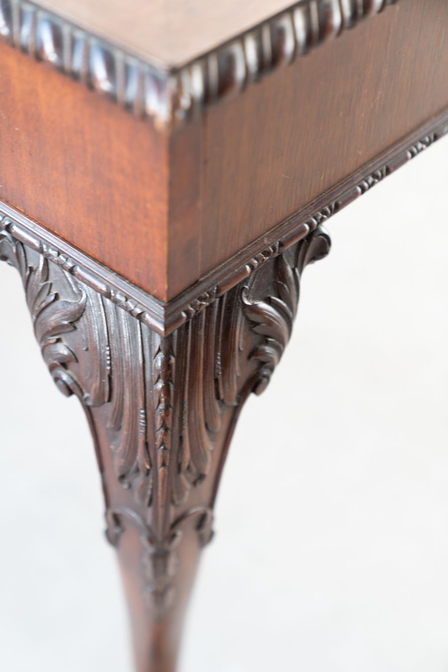 Late 19th/Early 20th Century Edwardian Desk With Lion Paw Feet photo Furniture