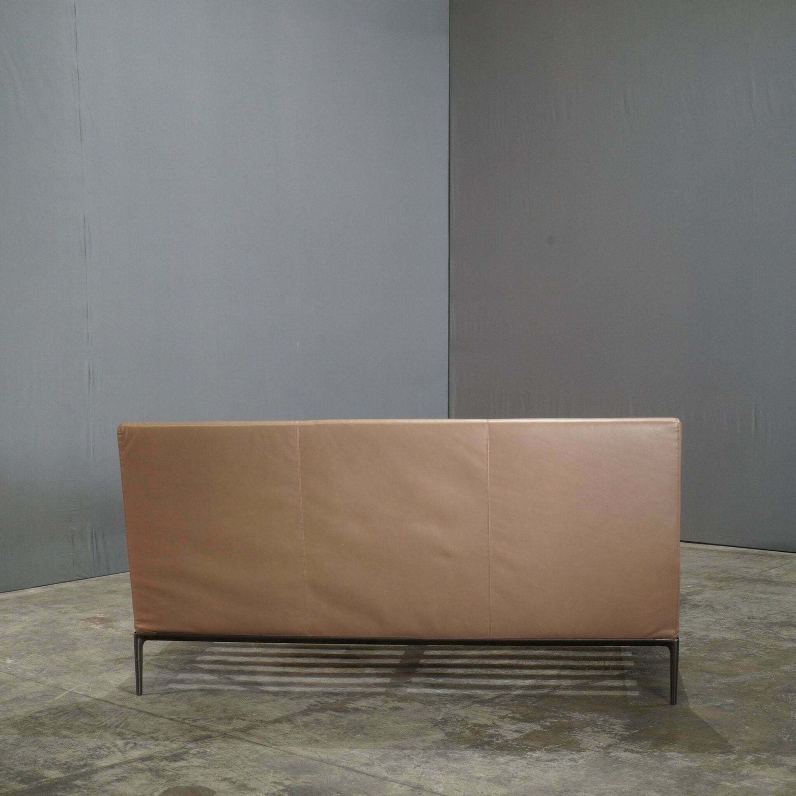 4900.0 B&B Italia Atoll Queen Bed By Citterio photo