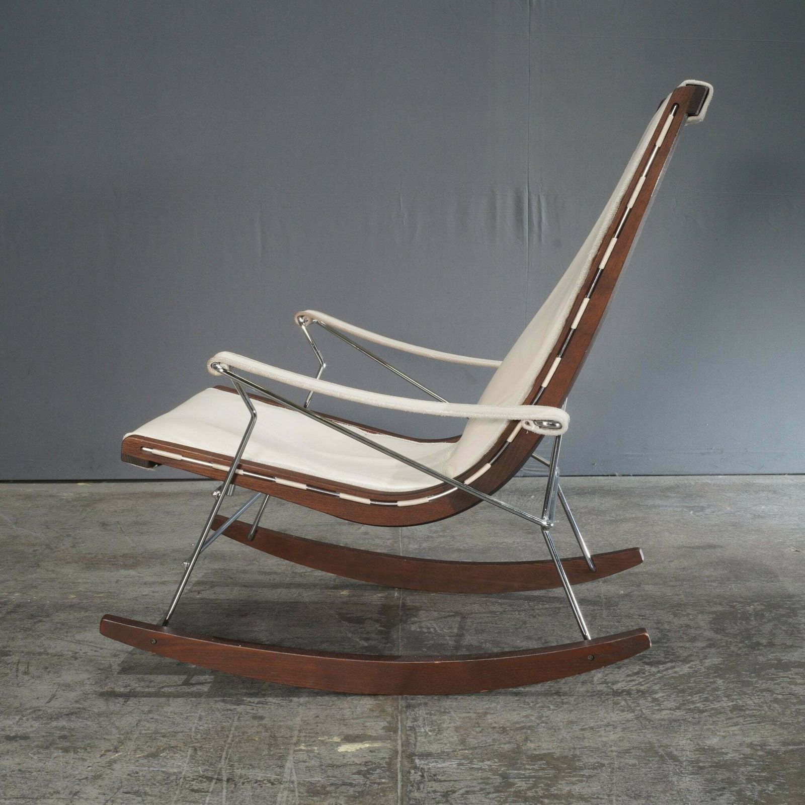 B&B Italia J.J. Rocking Chair By Antonio Citterio photo Furniture