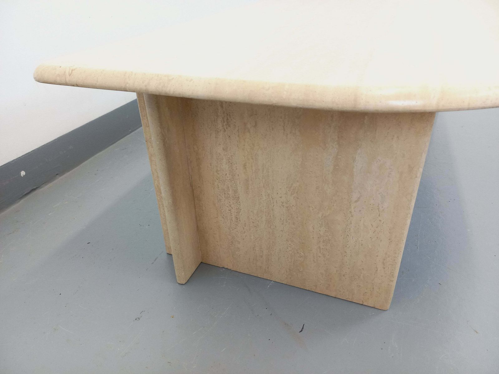 Table basse rectangulaire en travertin 3 photo vinterior