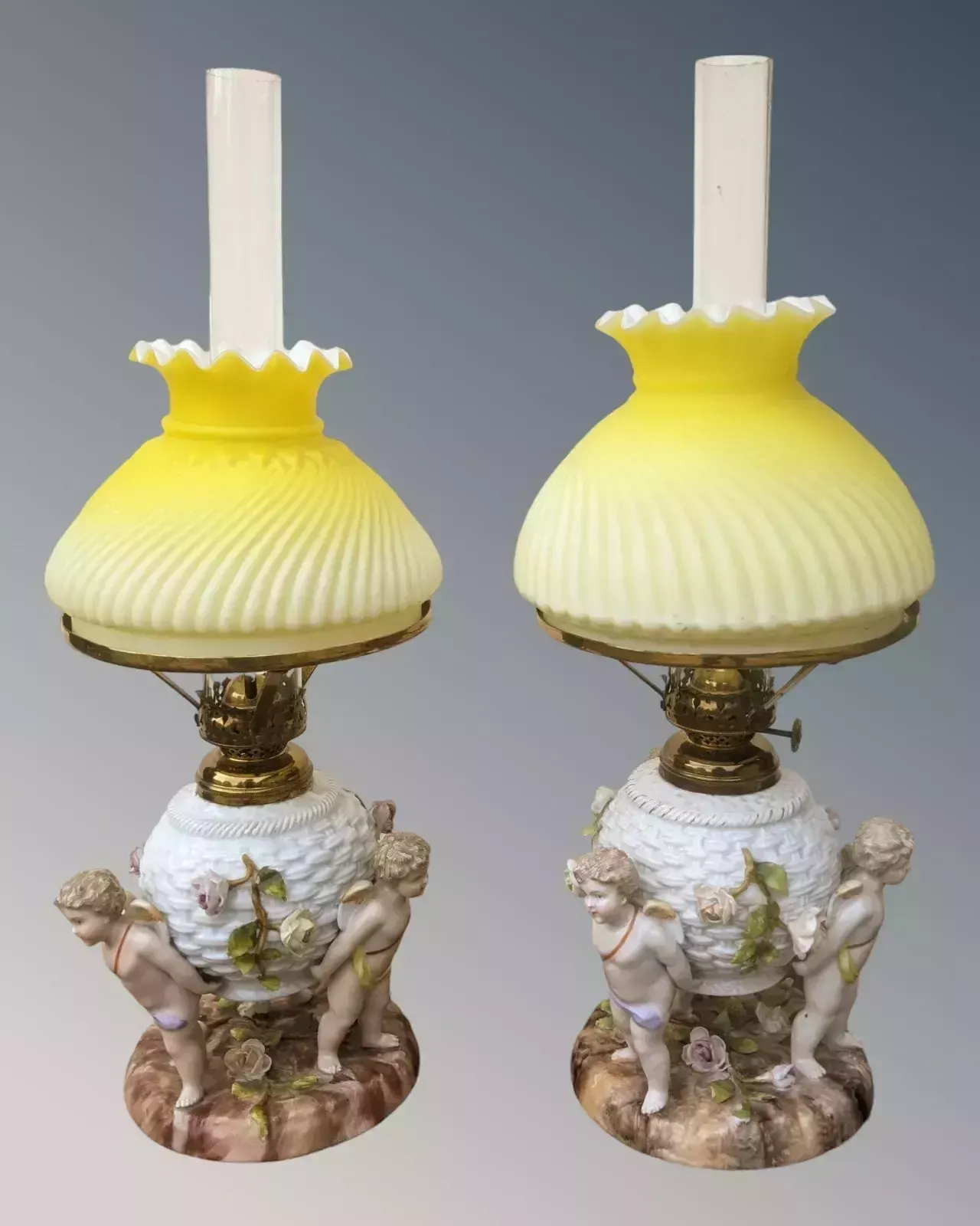 Very Pretty Pair Of Meissen Porcelain Cherub Oil Lamps photo Lighting