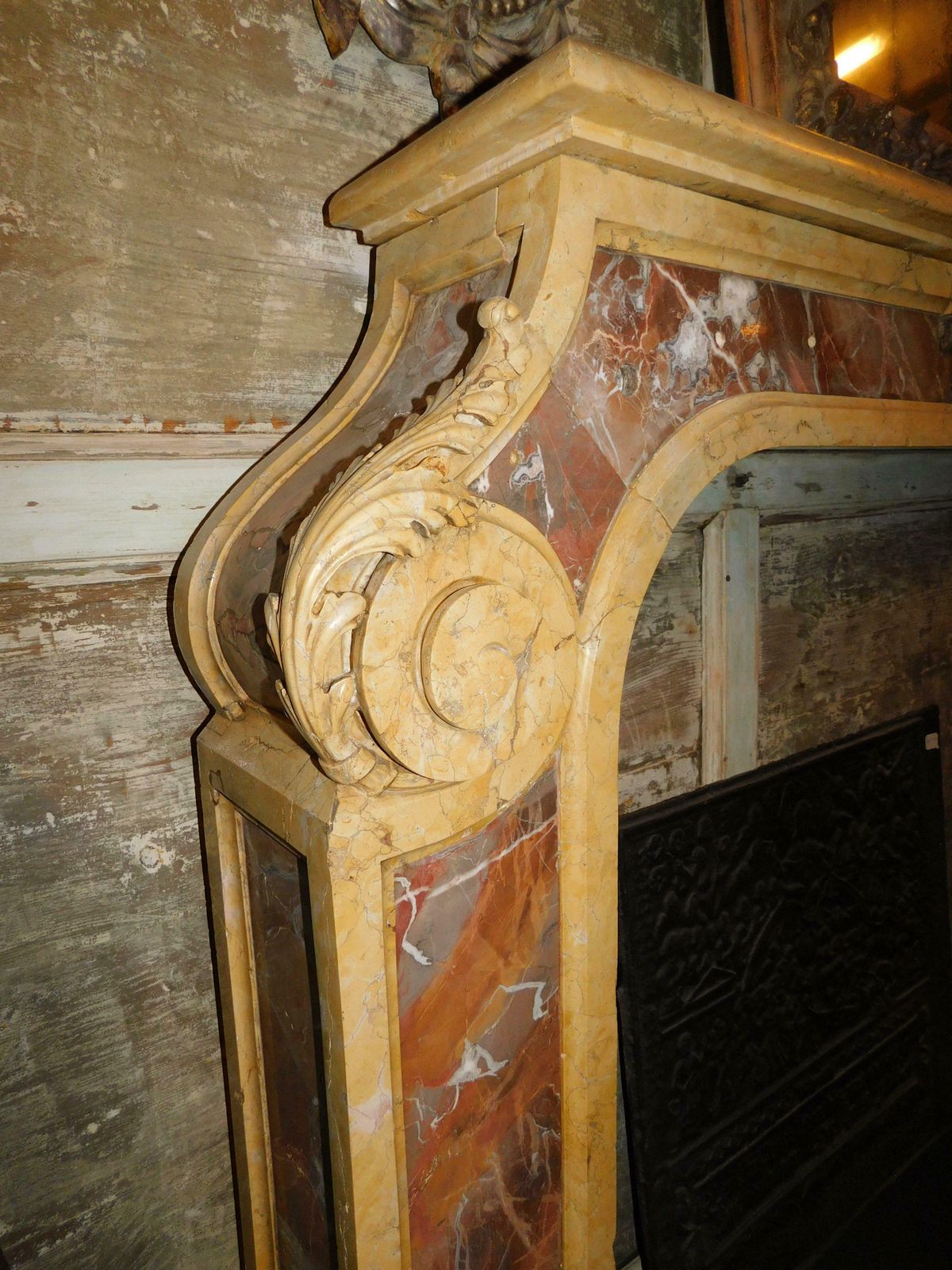 Home Fixtures Important Mantle Fireplace In Marble Inlays Red/Yellow, Italy photo
