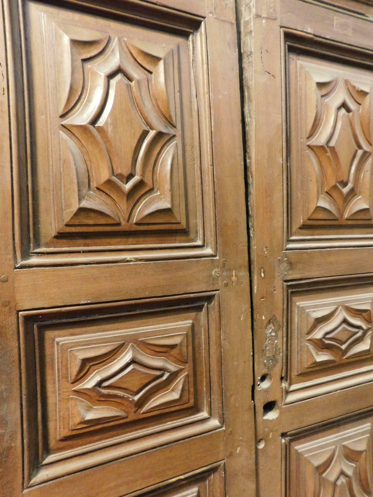 photo furniture Massive Entrance Door, Carved In Walnut Wood, Italy