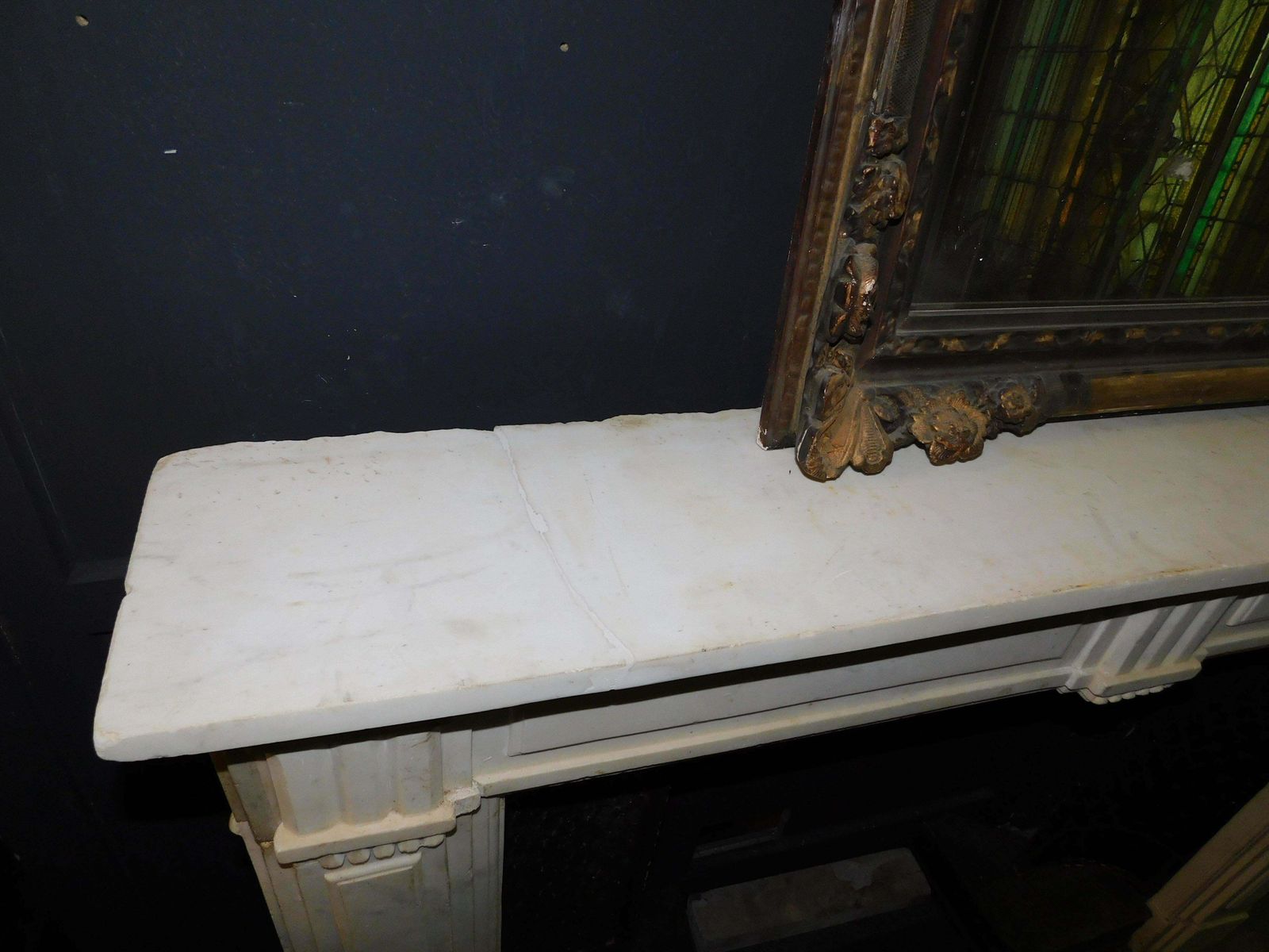 photo furniture Fireplace Mantle In White Carrara Marble With Gray Veins, Italy