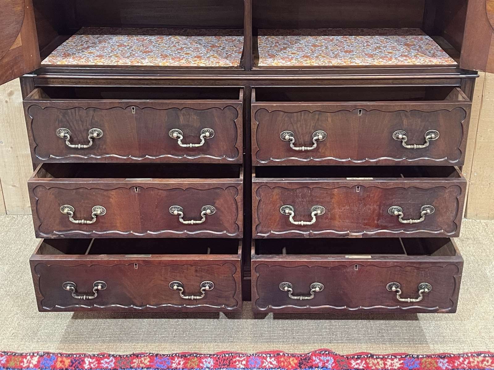 photo furniture English Mahogany Chest Of Drawers From The 1950s