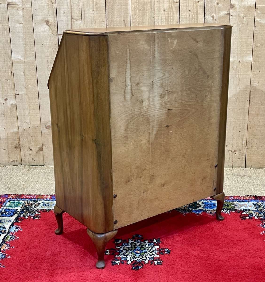 photo vinterior English Walnut Secretary Desk From The 1960s