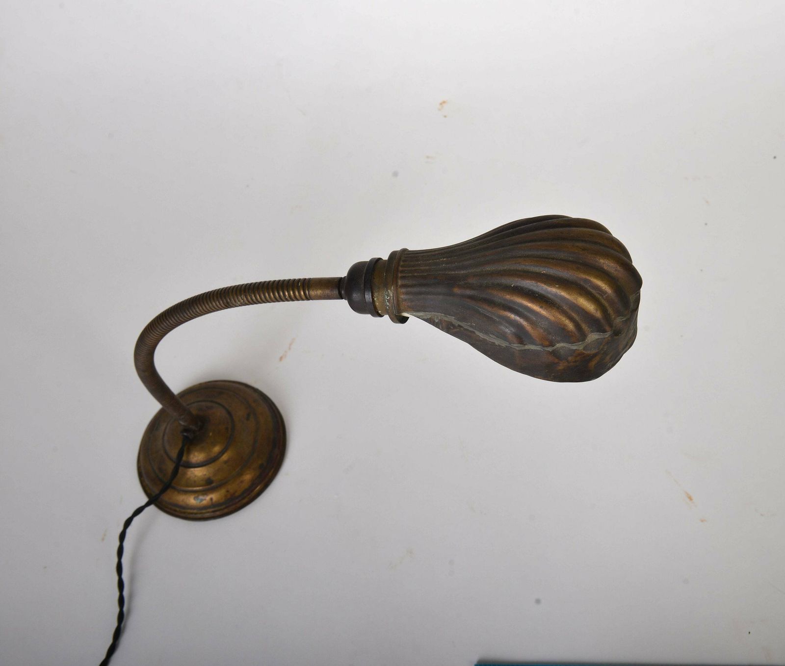 Art Deco Articulated Brass Gooseneck Desk Lamp With Shell Shade, 1920s, Modernist Lamp photo for sale