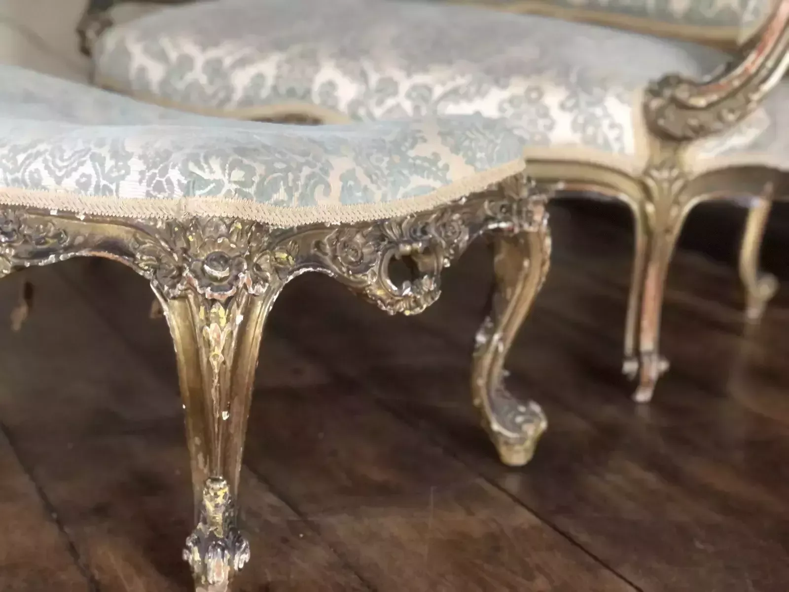 photo vintage Quality Antique Original Loveseat Sofa Gilt Gold Salon Parlour Chaise Longue