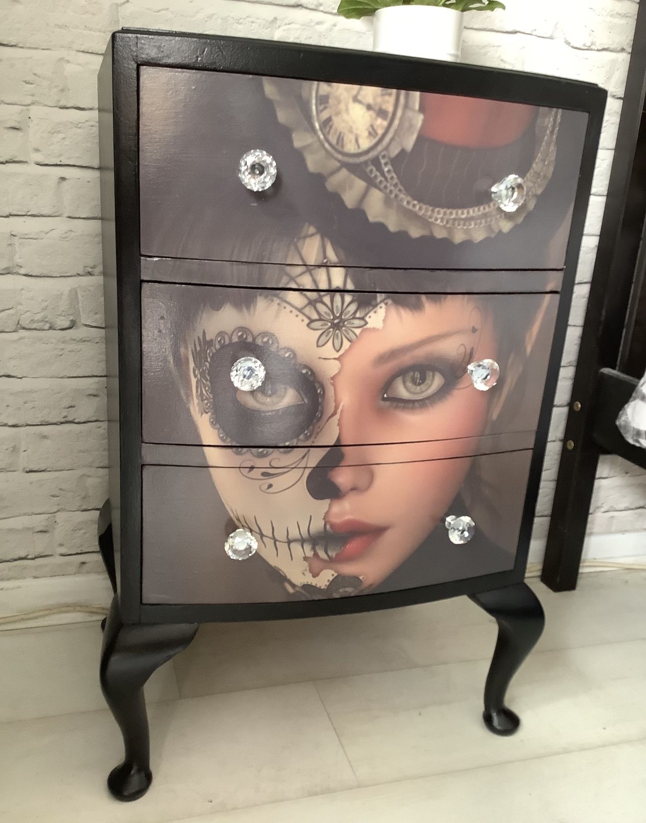 Steampunk Girl 3 Drawer Chest photo vinterior