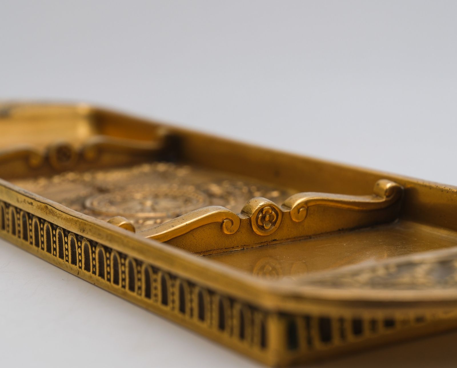 Antique Tiffany Studios Bronze Doré Pen Tray Neoclassical Taste photo for sale