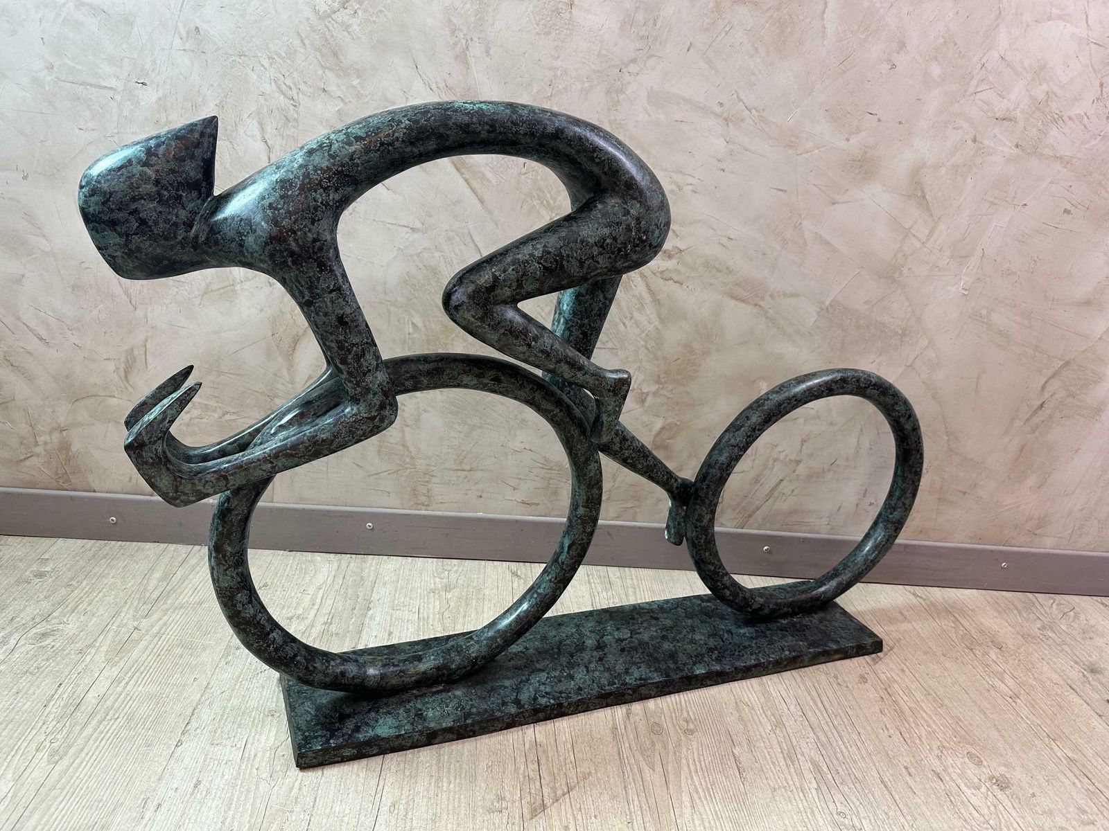 Contemporary "Tour De France" Cyclist Bronze Sculpture photo vintage