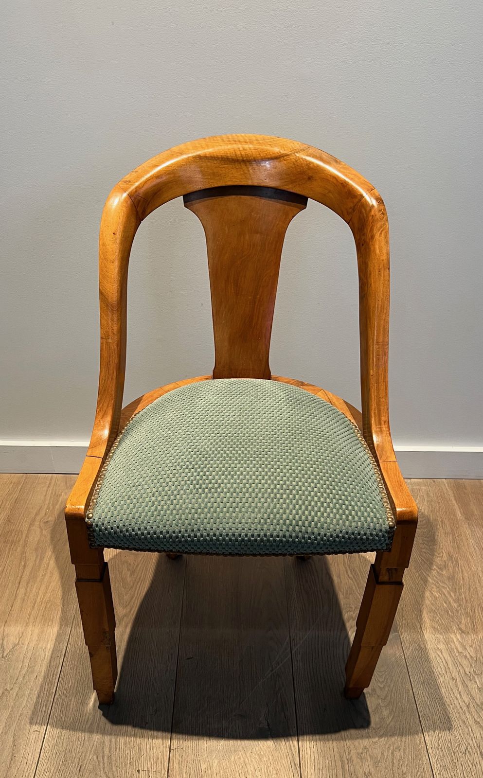 Set Of 6 Art Deco Period Walnut Gondola Chairs photo vinterior