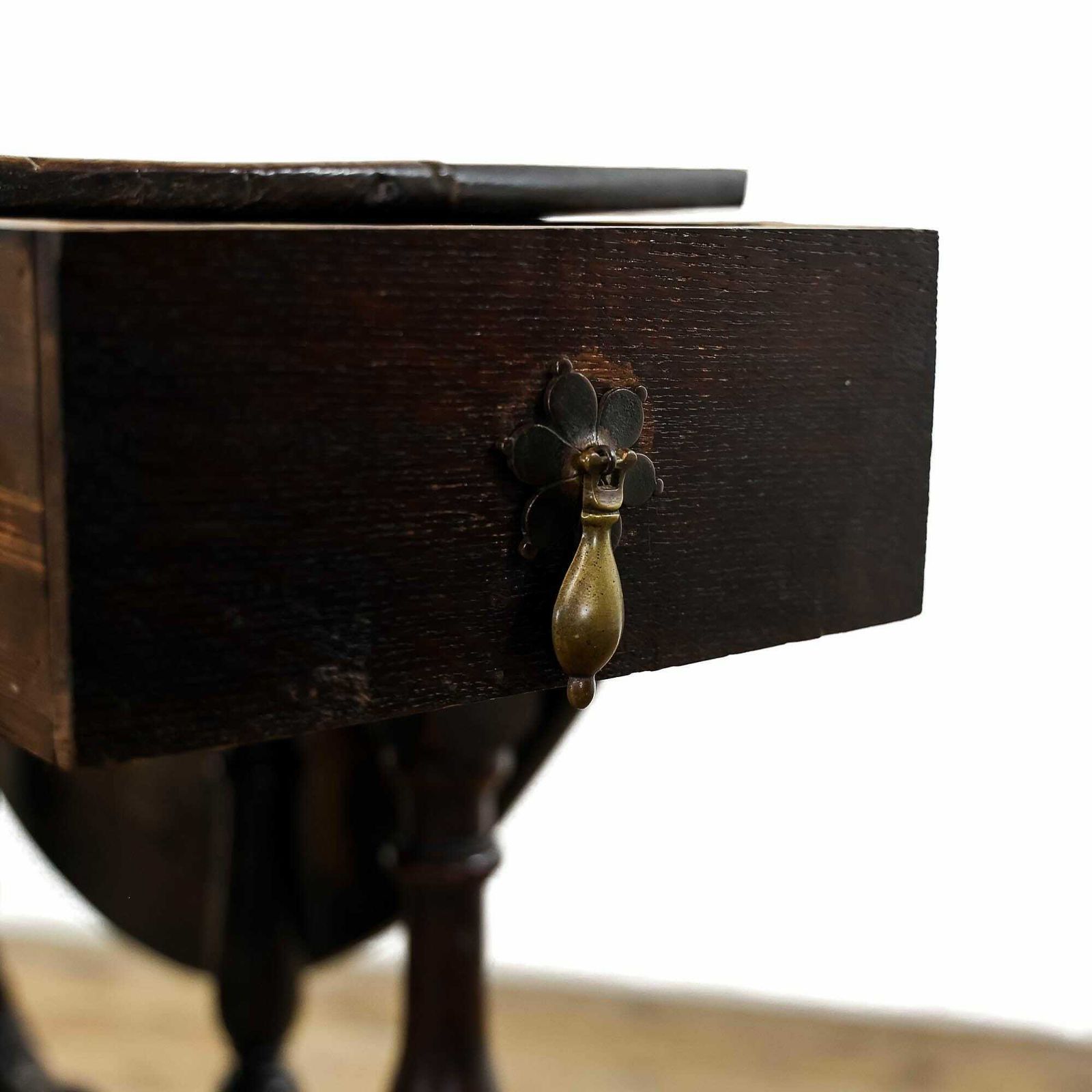 18th Century Antique Oak Gate Leg Table | Drop Leaf Table | Antique Oak Extending Table | Console Table photo vintage