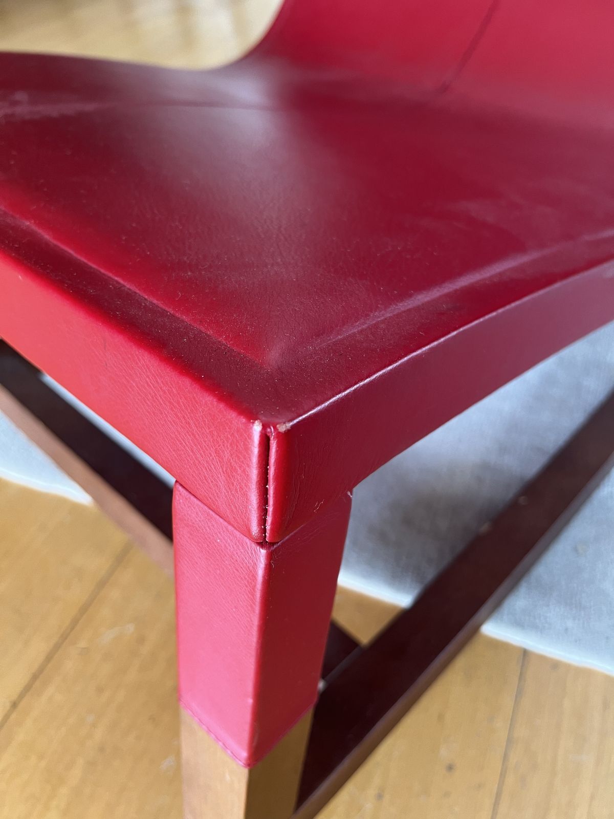 Red Leather Rocking Chair (Don'do By Jean Marie Massaud For Poltrona Frau) photo vintage