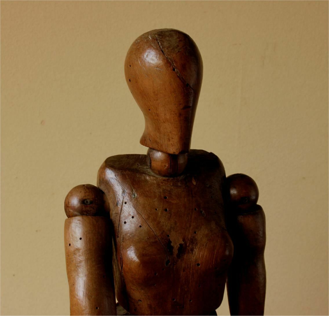 Female Artist Lay Figure. Wood Articulated Mannequin Doll. 19th Century. photo vinterior