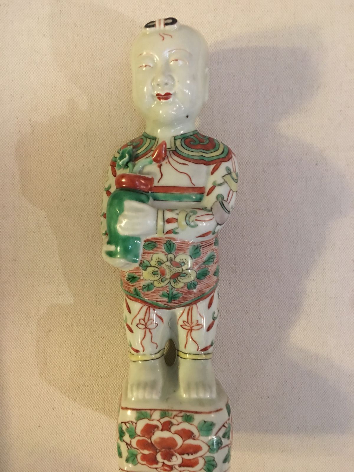 ''Ho Ho Boy'' Chinese Porcelaine Period Kang Hsi Second Half Of The 17th Century photo furniture