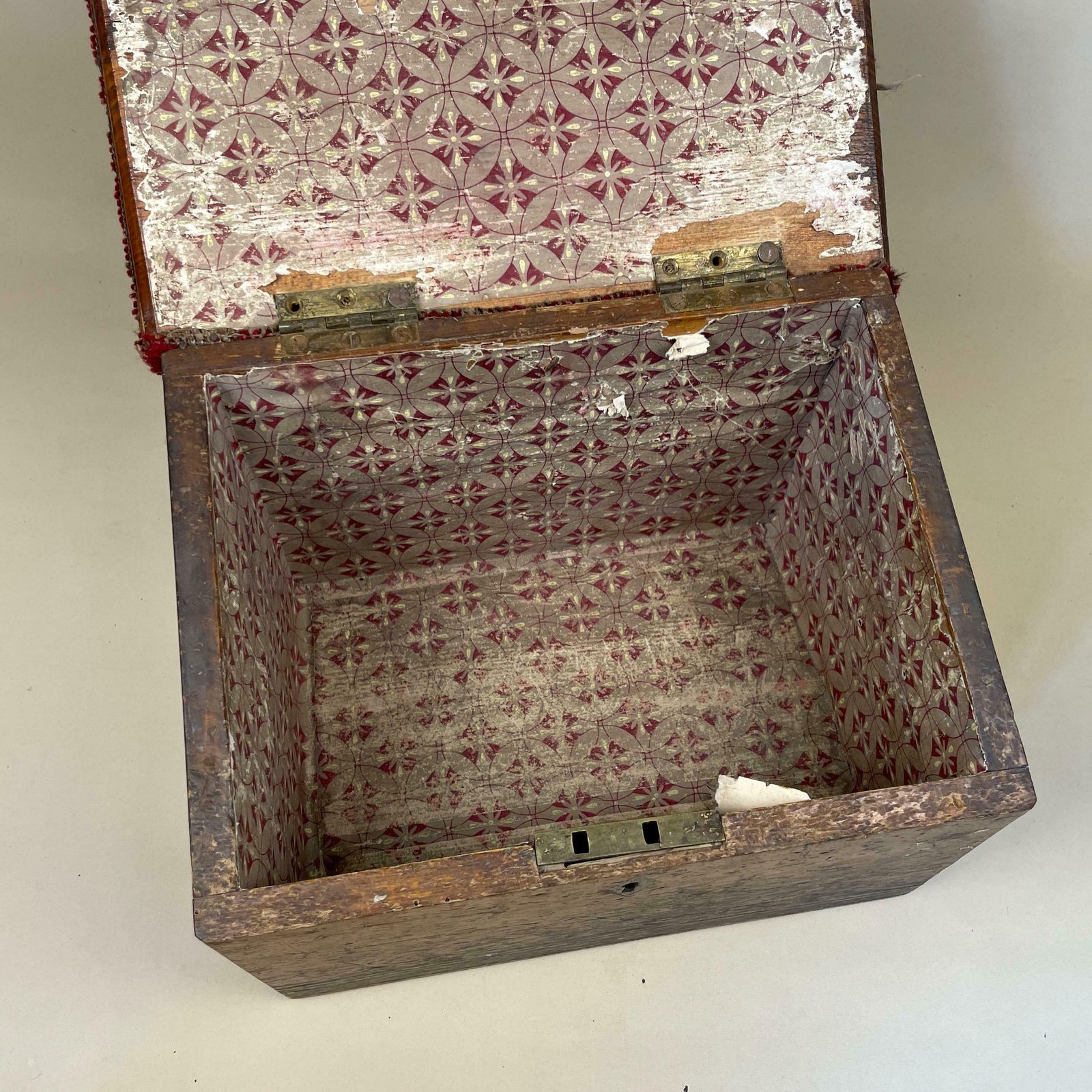 photo for sale Antique Wooden Chest Trunk Box With Carpet Fabric Kilim Top Rectangle Lid Lidded Vintage Storage Box Toys Table Top Handmade Rustic Red
