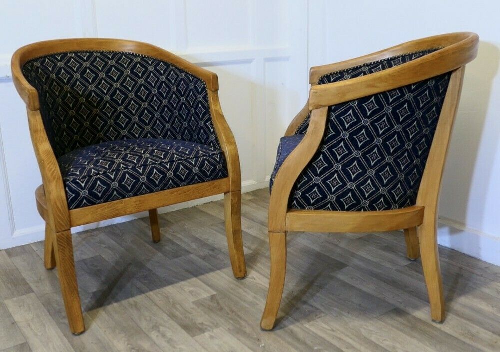 A Set Of 4 Upholstered Tub Chairs photo 1560.0
