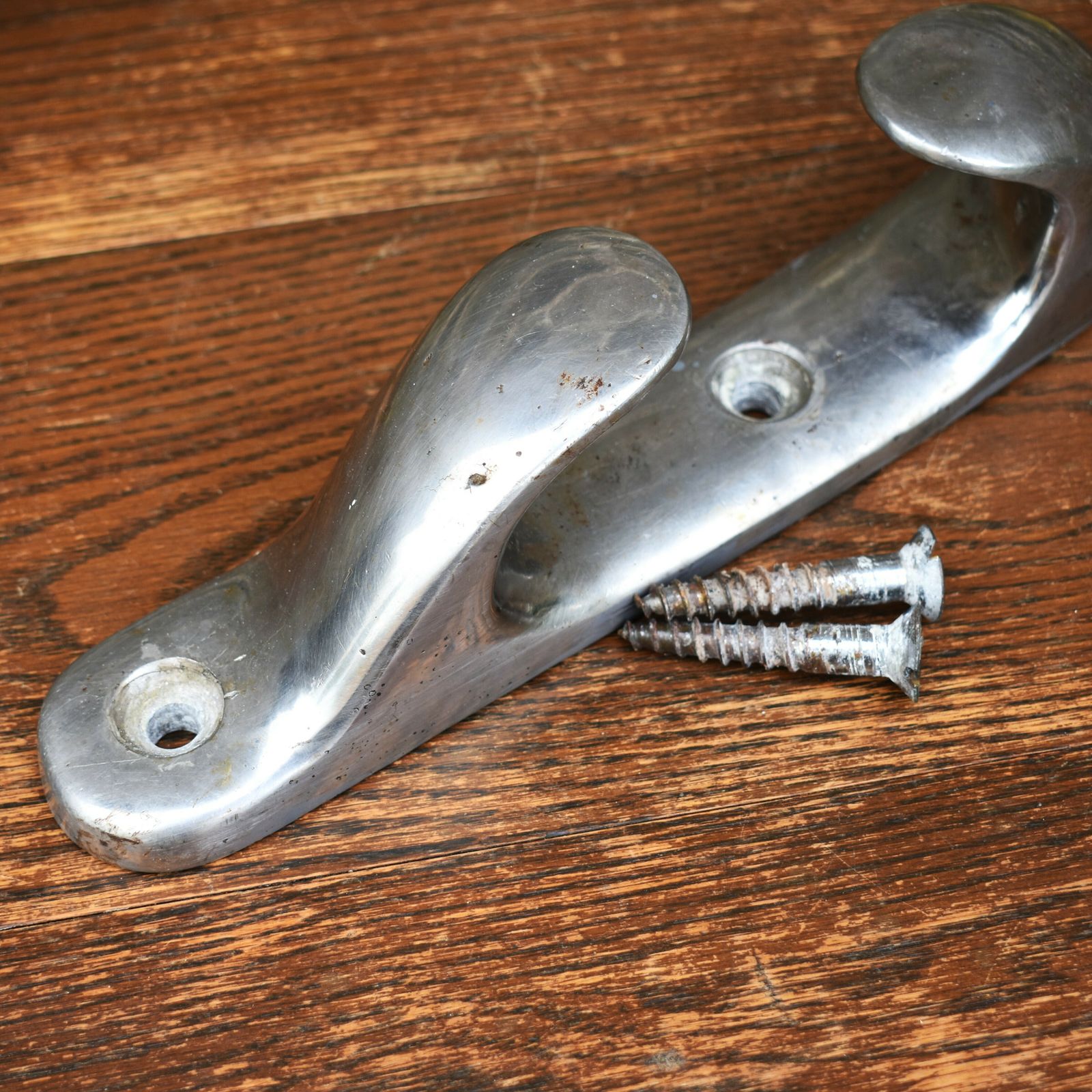 photo furniture Antique 1920s Salvage Nautilus Genova Heavy Chrome Yacht Boat Cleat With Screws