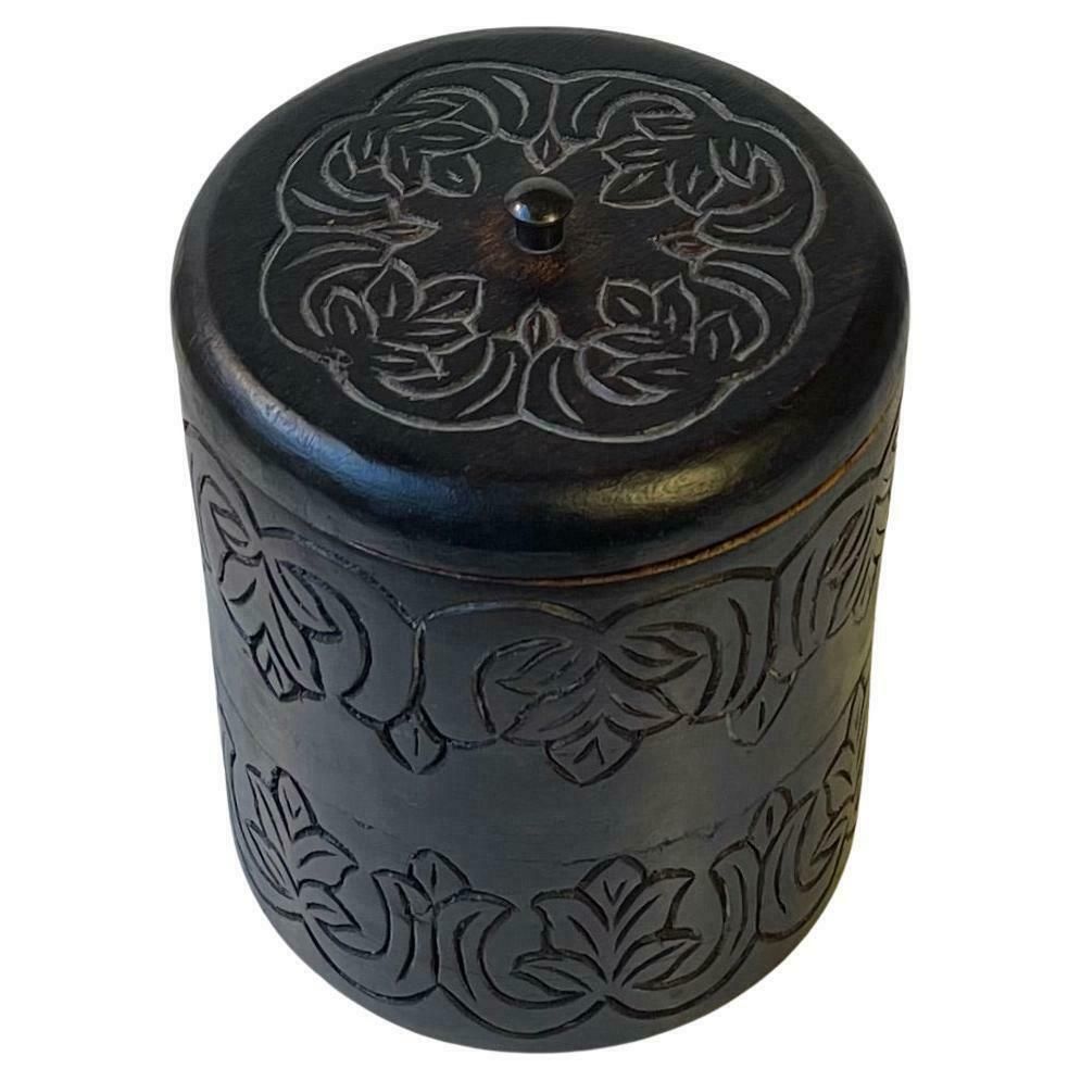 Antique Swedish Folk Art Tea Caddy In Hand Carved Wood, 19th Century