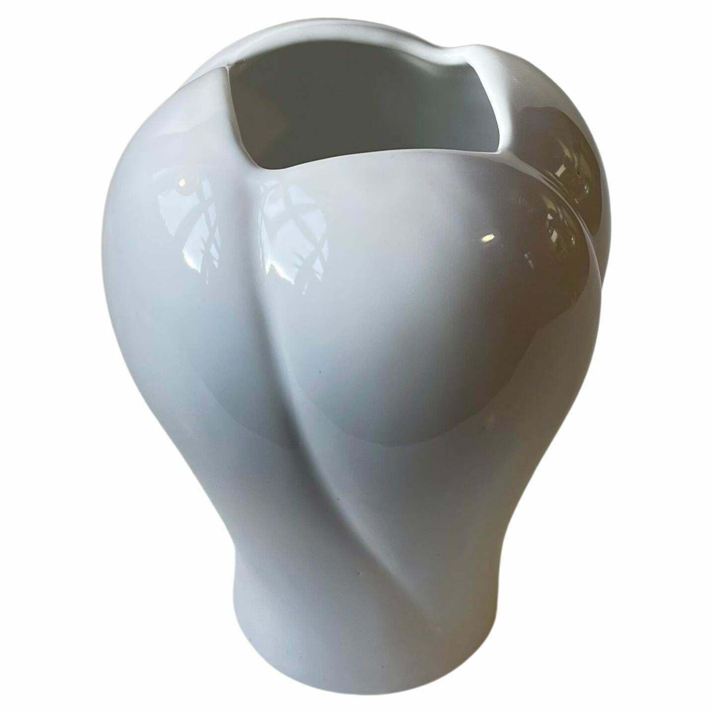 Four Petal Modernist Vase In White Porcelain, 1970s
