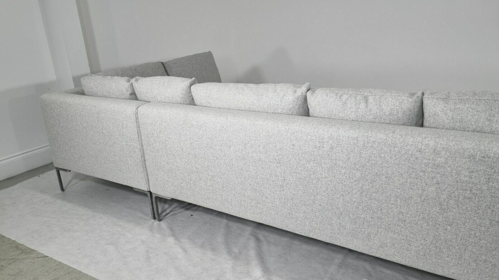 photo vinterior Immaculate Bb Italia L Shape Grande In Light Grey Wool